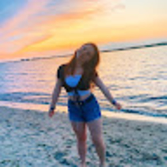 carly_dubay